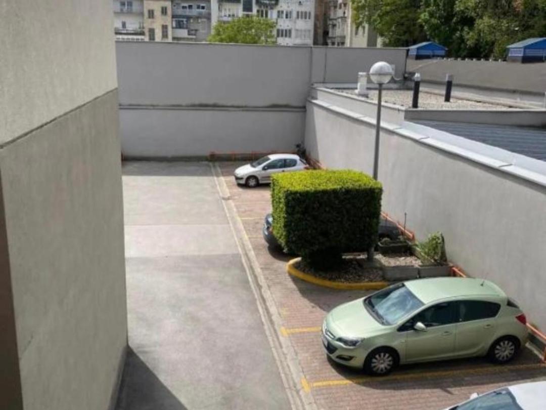 Apartment Lea - Free Parking In Front For 2 Cars *