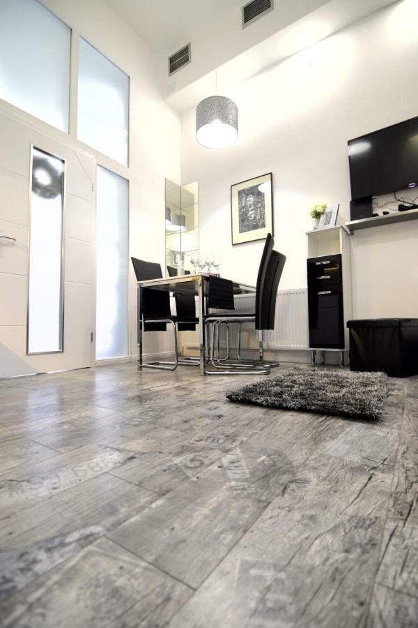 Apartment Lea - Free Parking In Front For 2 Cars Zagreb